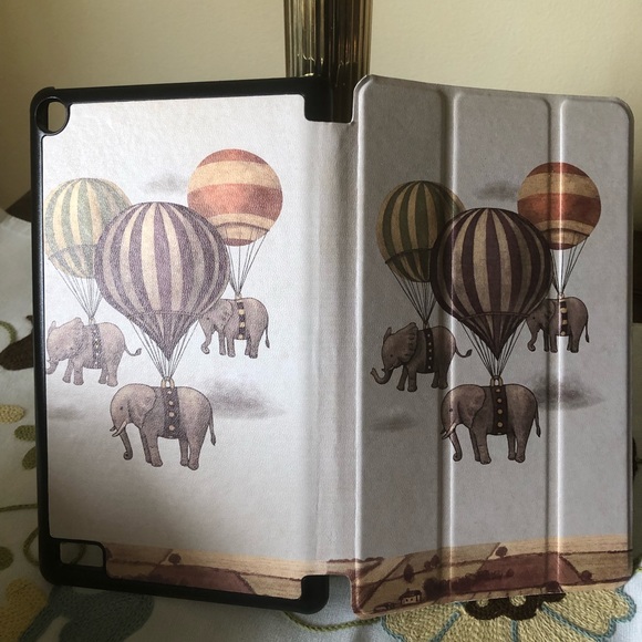 Casable cover for Kindle. - Picture 2 of 4